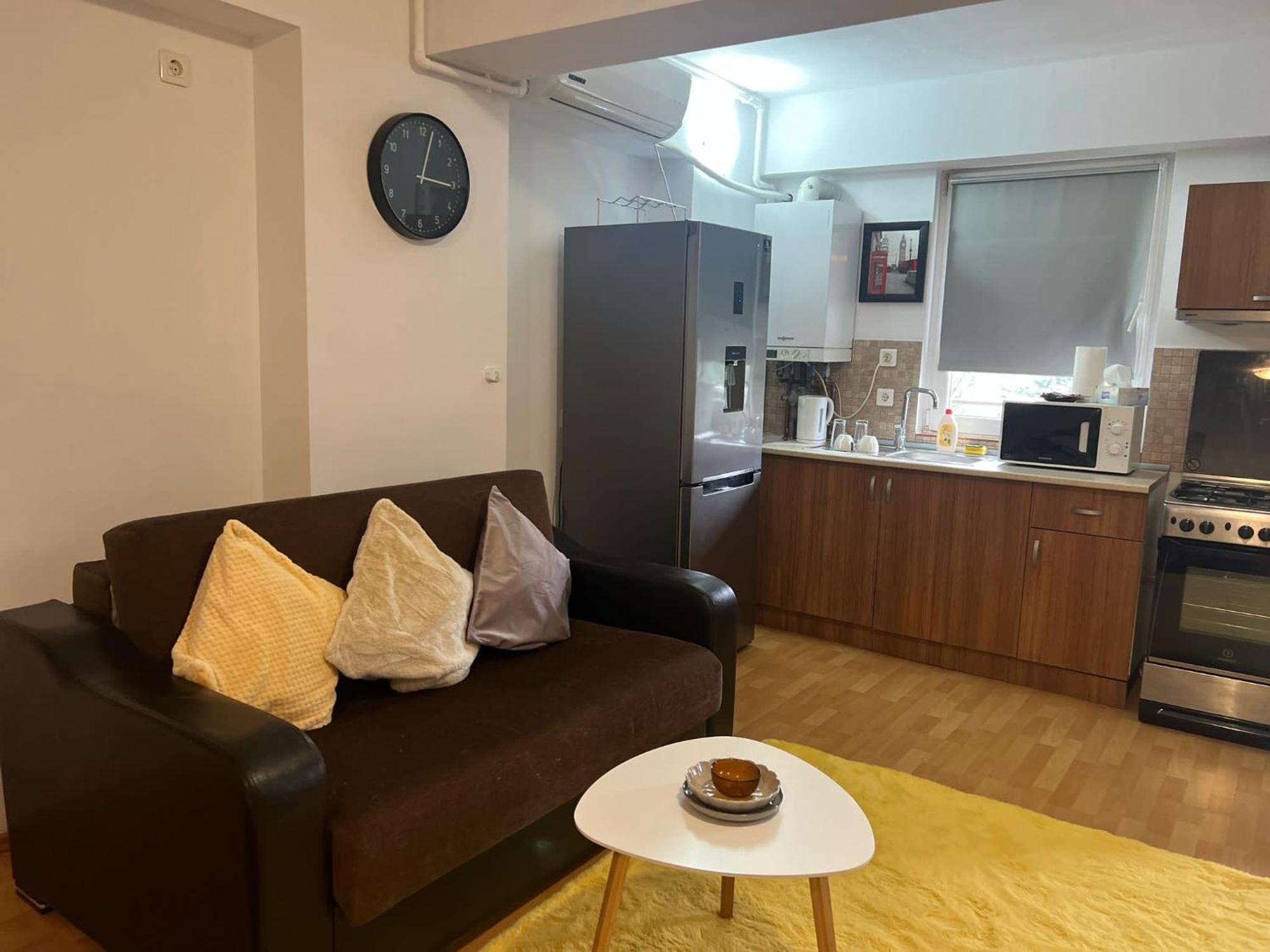 Tranzzit Airport Apartament Otopeni Kültér fotó